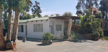 Fynbos Guest Farm & Camping